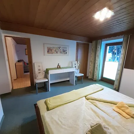 Apart Poell Ried im Oberinntal Exterior photo
