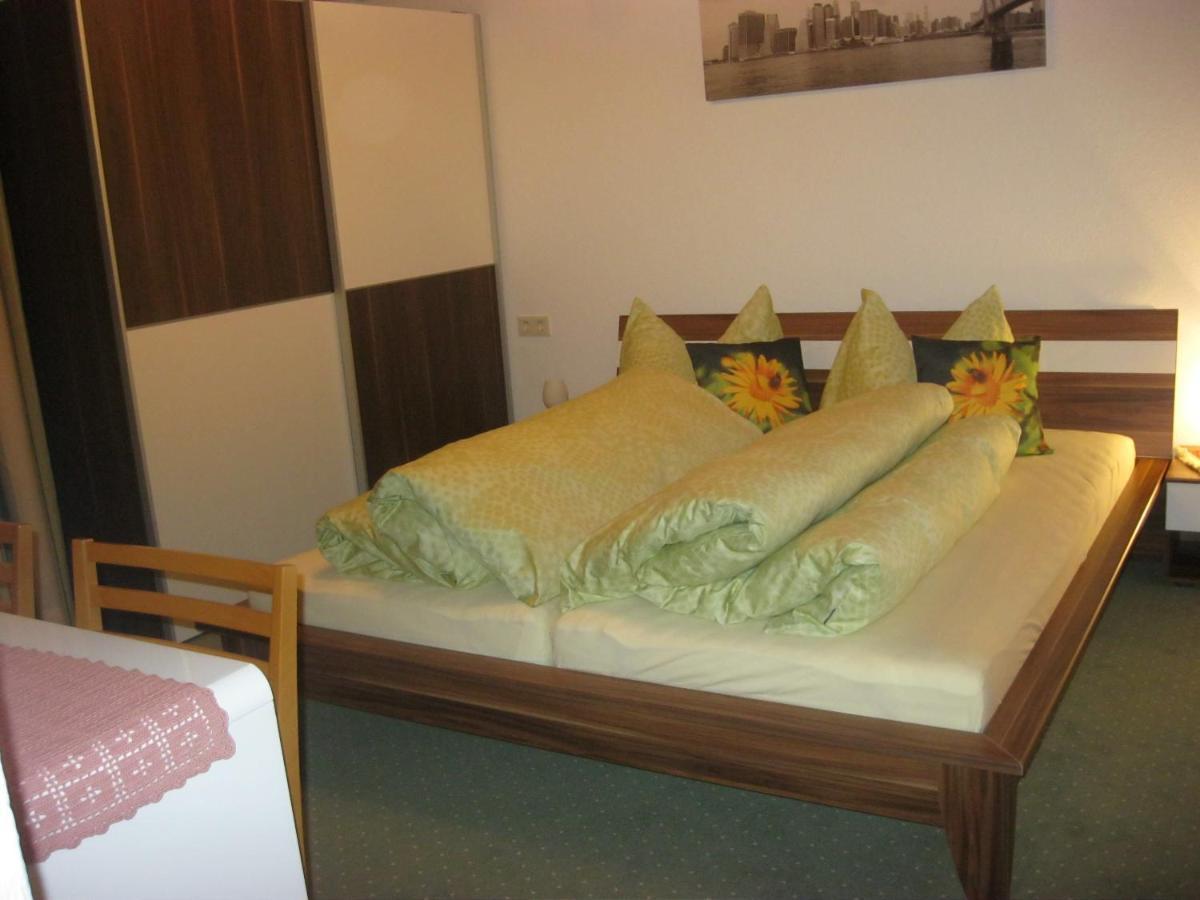 Poell Apartment *