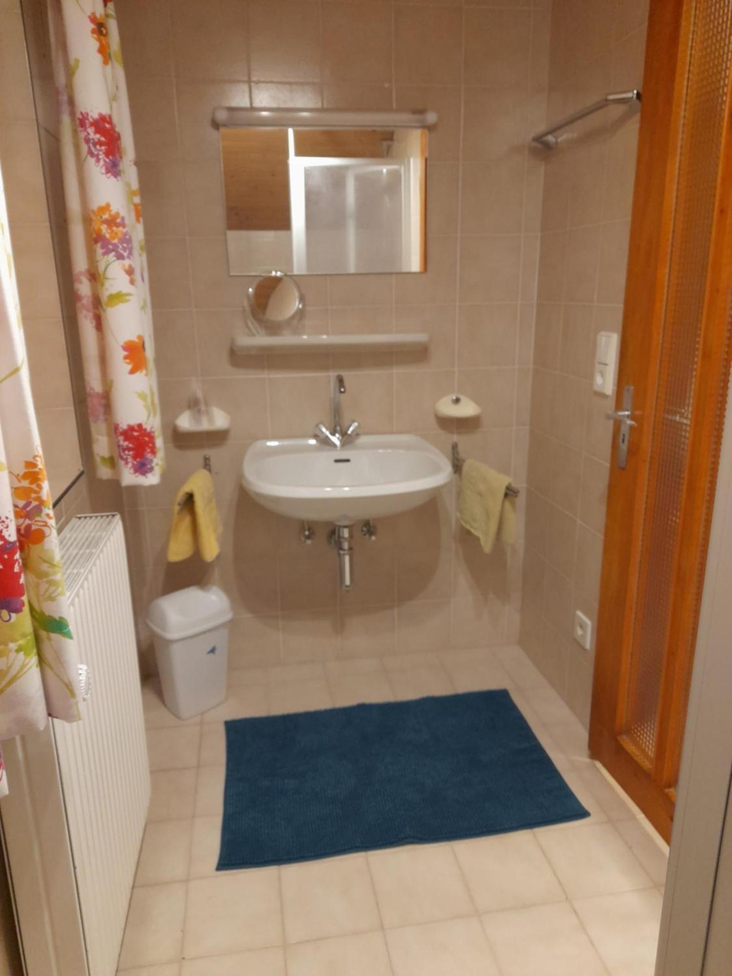 Poell Apartment